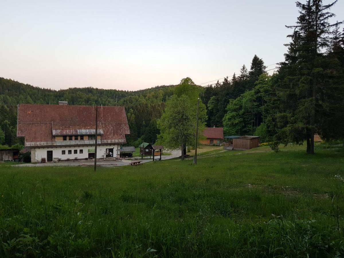 Planinski Dom Na Travni Gori Sodrazica Extérieur photo